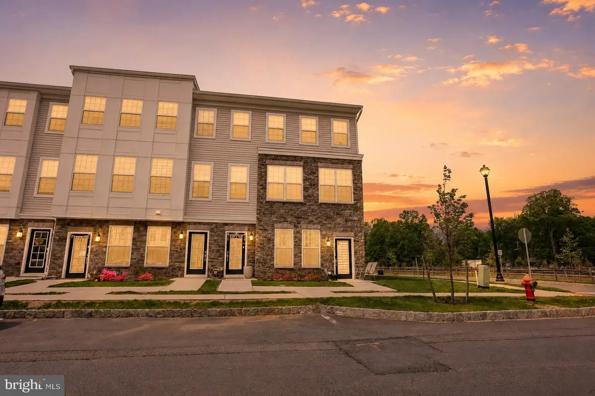 179 Stoutsburg Blvd, Pennington, NJ 08534 - #1