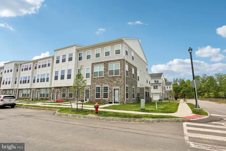 179 Stoutsburg Blvd, Pennington, NJ 08534 - #3
