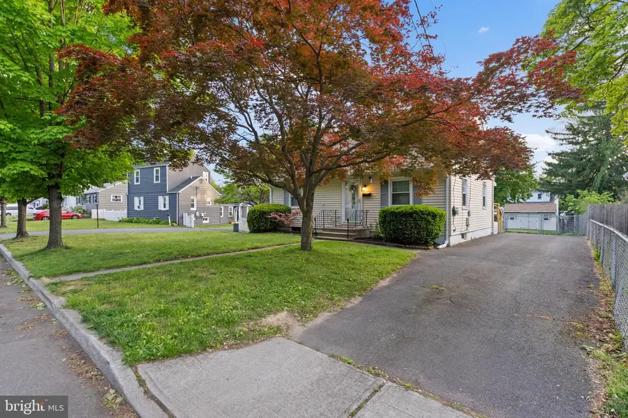 160 Saybrook Ave, Hamilton, NJ 08619 - #3