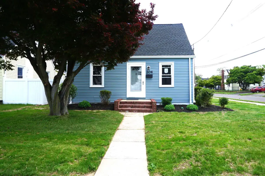204 Thropp Ave, Hamilton, NJ 08610 - #2