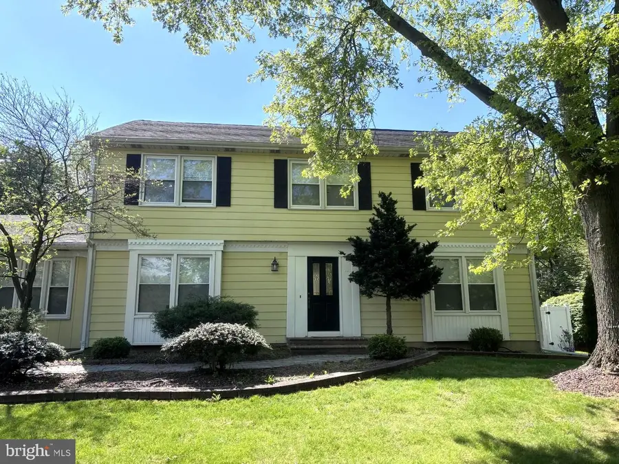 27 W Cartwright Dr, Princeton Junction, NJ 08550 - #2