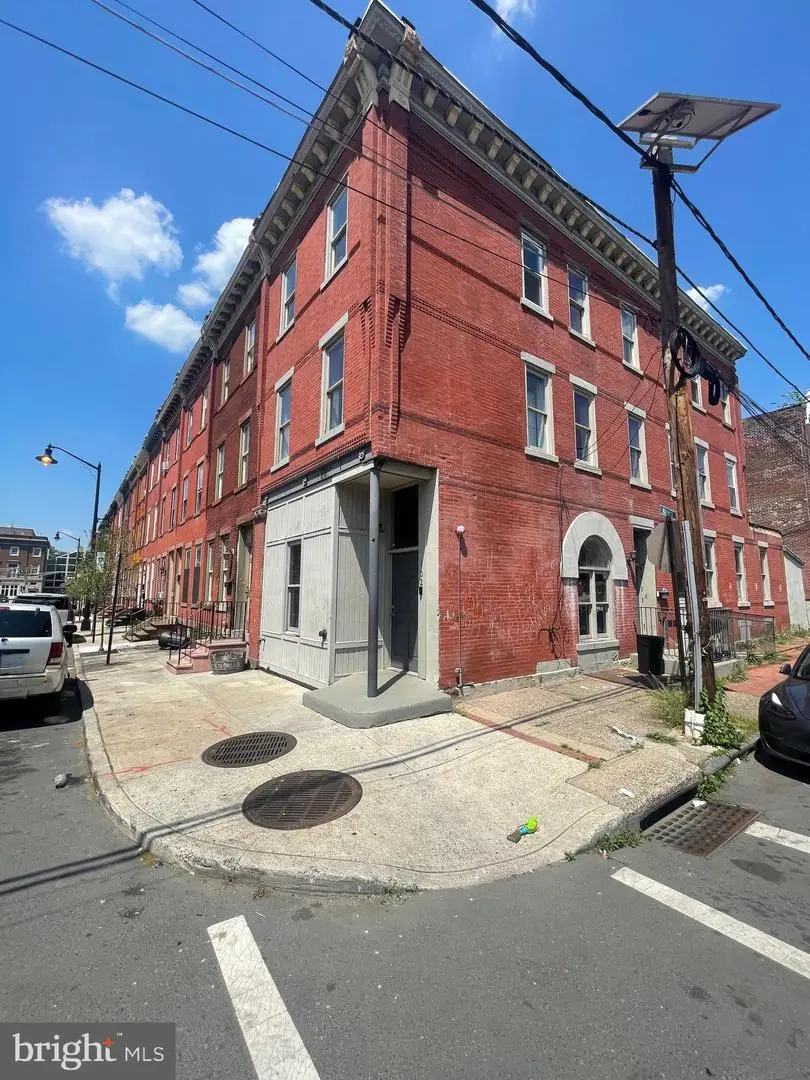 102 N Stockton St, Trenton, NJ 08618 - #2
