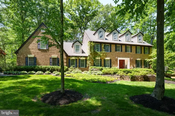 7 Sleepy Hollow Lane, PRINCETON JUNCTION, NJ 08550