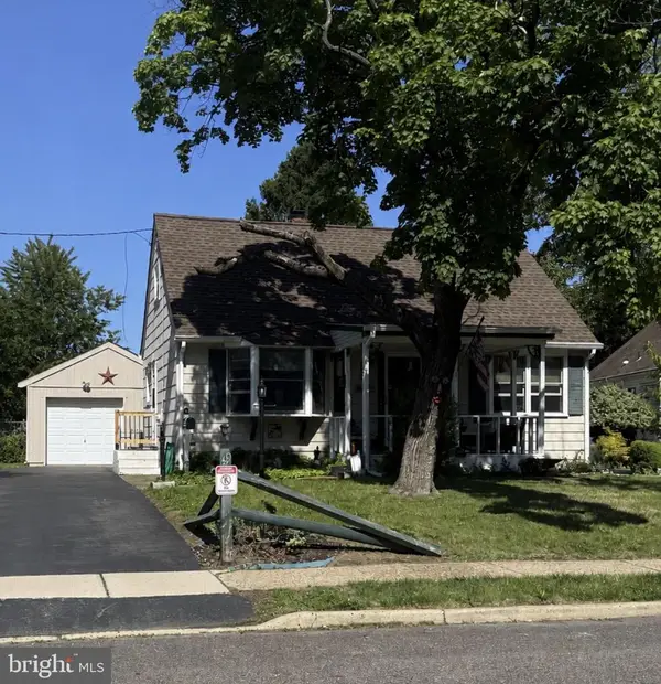 49 Longwood Dr, HAMILTON, NJ 08620