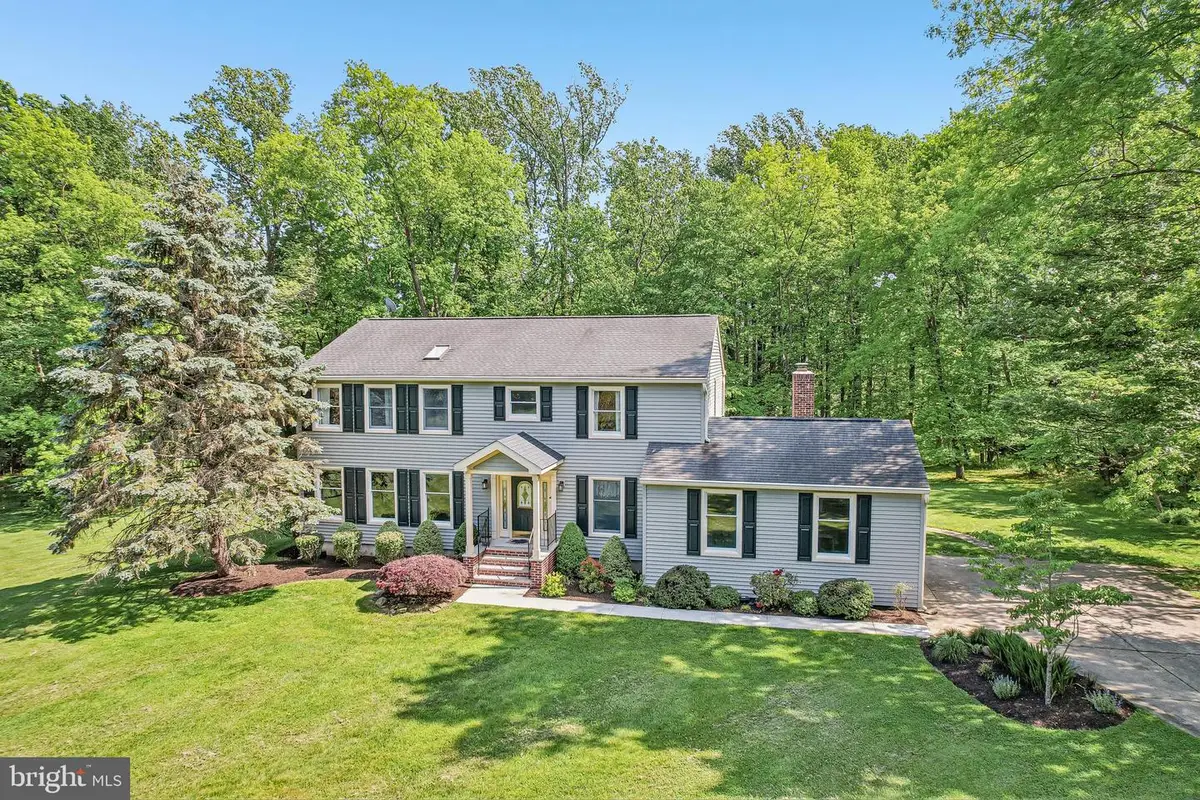 13 Coventry Ln, Hopewell, NJ 08525 - #1