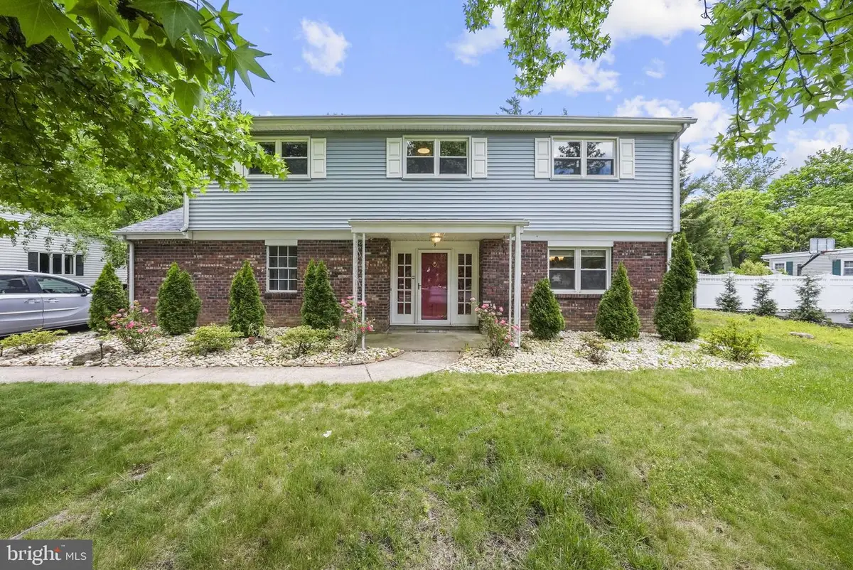 9 Cherry Brook Ln, Hightstown, NJ 08520 - #1