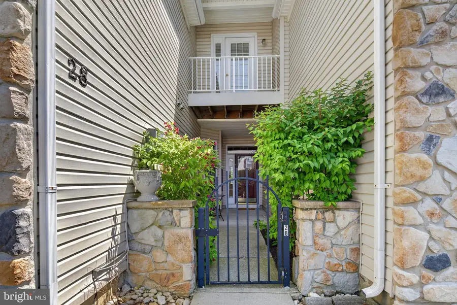 28 Sutton Ct, Pennington, NJ 08534 - #2