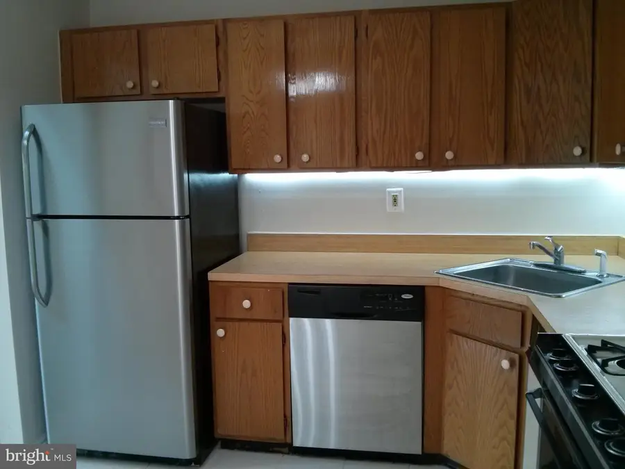 22 Joyner Ct, Lawrenceville, NJ 08648 - #2