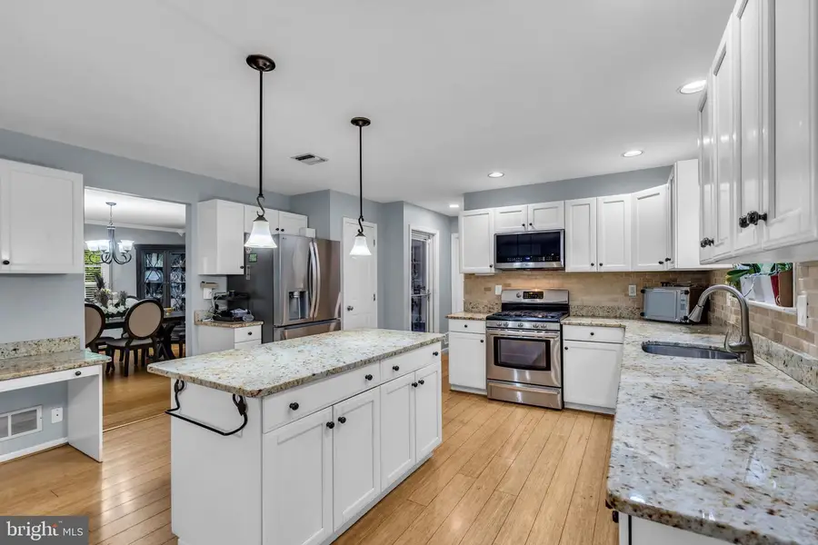 2 Tanager Ln, Robbinsville, NJ 08691 - #3