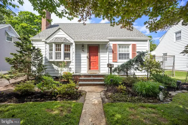 46 Grandview Ave, HAMILTON, NJ 08620