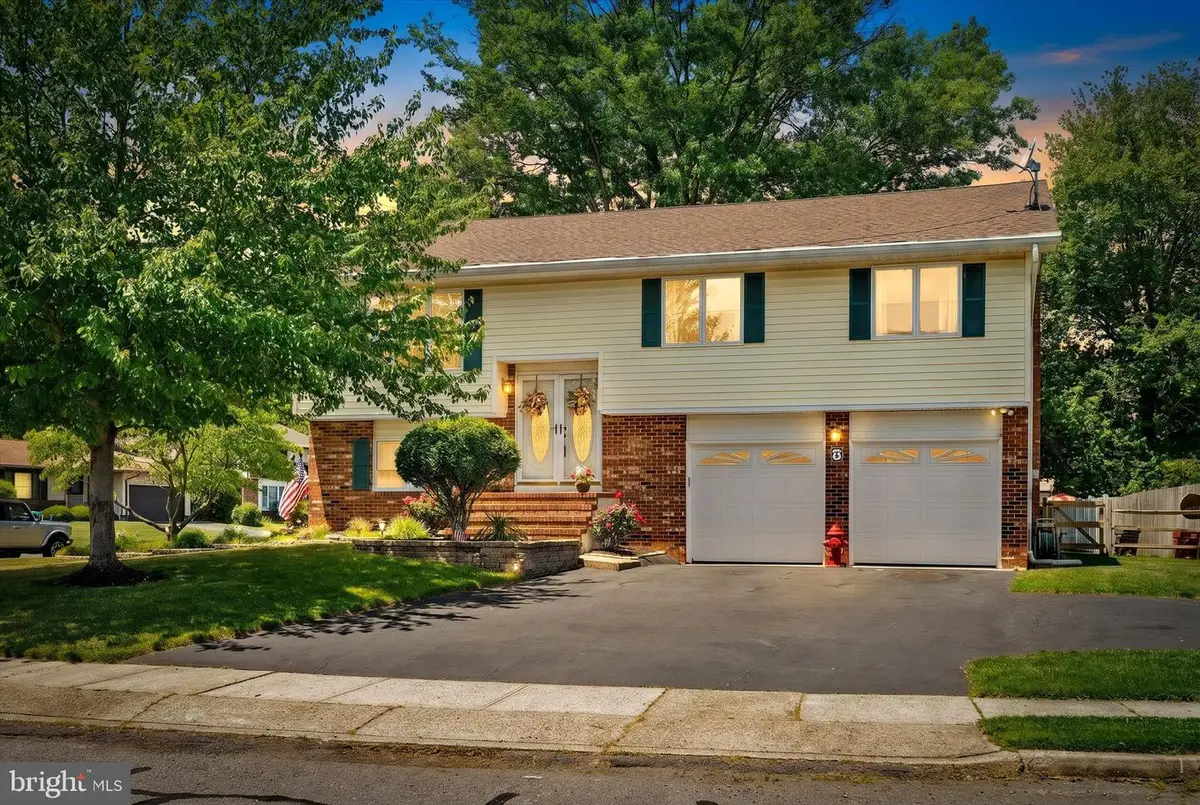 8 Quaint Lane, Hamilton, NJ 08690 - #1