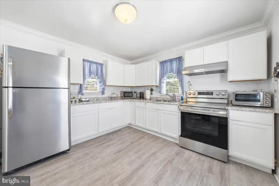 226 Bergen St, Hamilton, NJ 08610 - #2