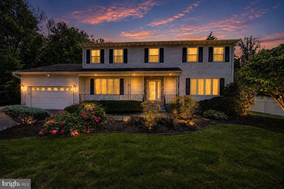 3 Leshin Ln, Hightstown, NJ 08520 - #1