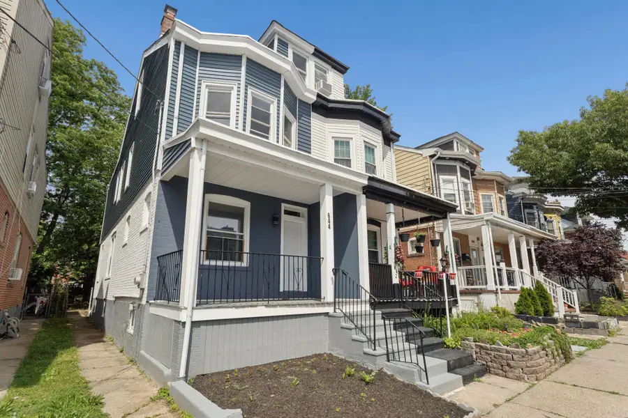 644 Edgewood Ave, Trenton, NJ 08618 - #2