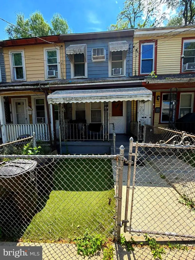 11 Race St, Trenton, NJ 08638 - #1