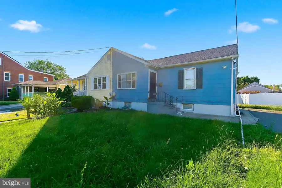 1708 Princeton Ave, Trenton, NJ 08648 - #2