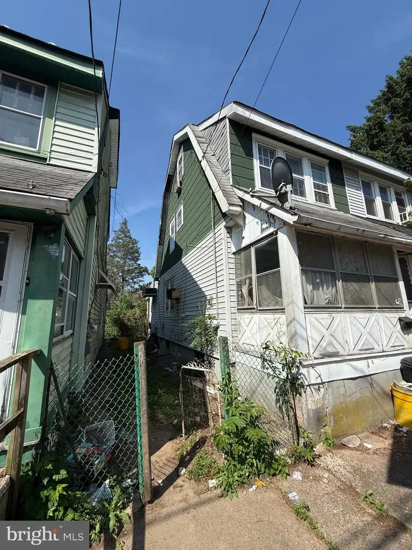 297 S Logan Ave, Trenton, NJ 08629 - #2