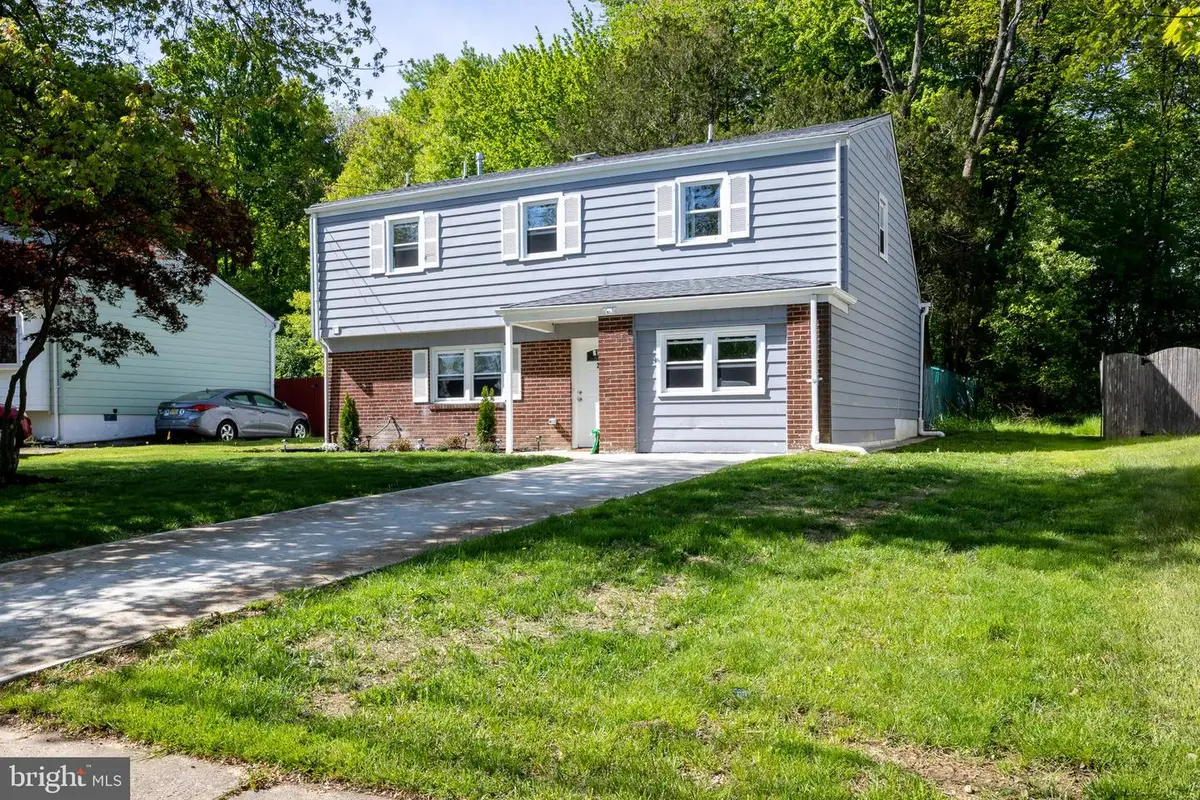 21 Dixmont Ave, Trenton, NJ 08618 - #1
