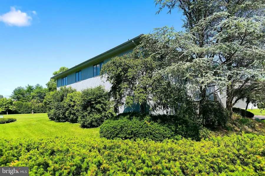 801 Hughes Dr, Hamilton, NJ 08690 - #2