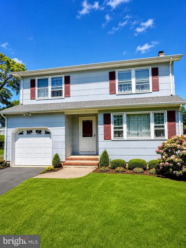 12 Angelique Ct, HAMILTON, NJ 08619