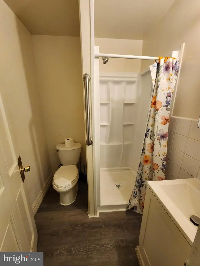 1059 S Clinton Ave, Trenton, NJ 08611 - #3