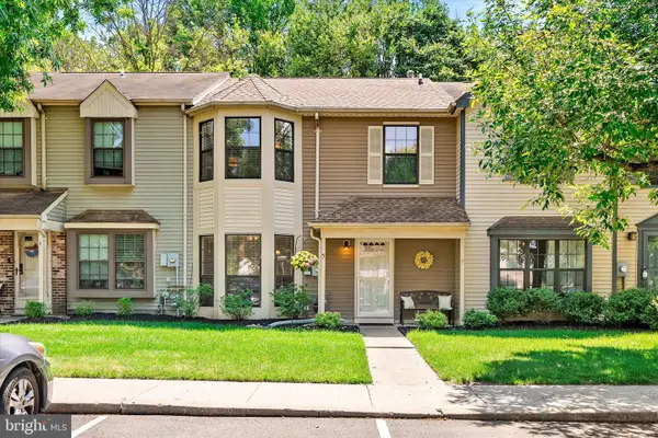 5 Kettering, ROBBINSVILLE, NJ 08691
