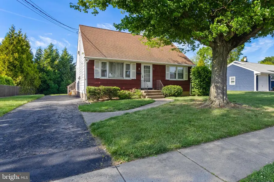 20 Doreen Rd, Hamilton, NJ 08690 - #3