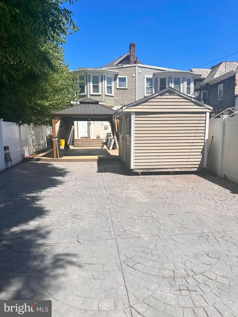 717 Hamilton Ave, Trenton, NJ 08629 - #3