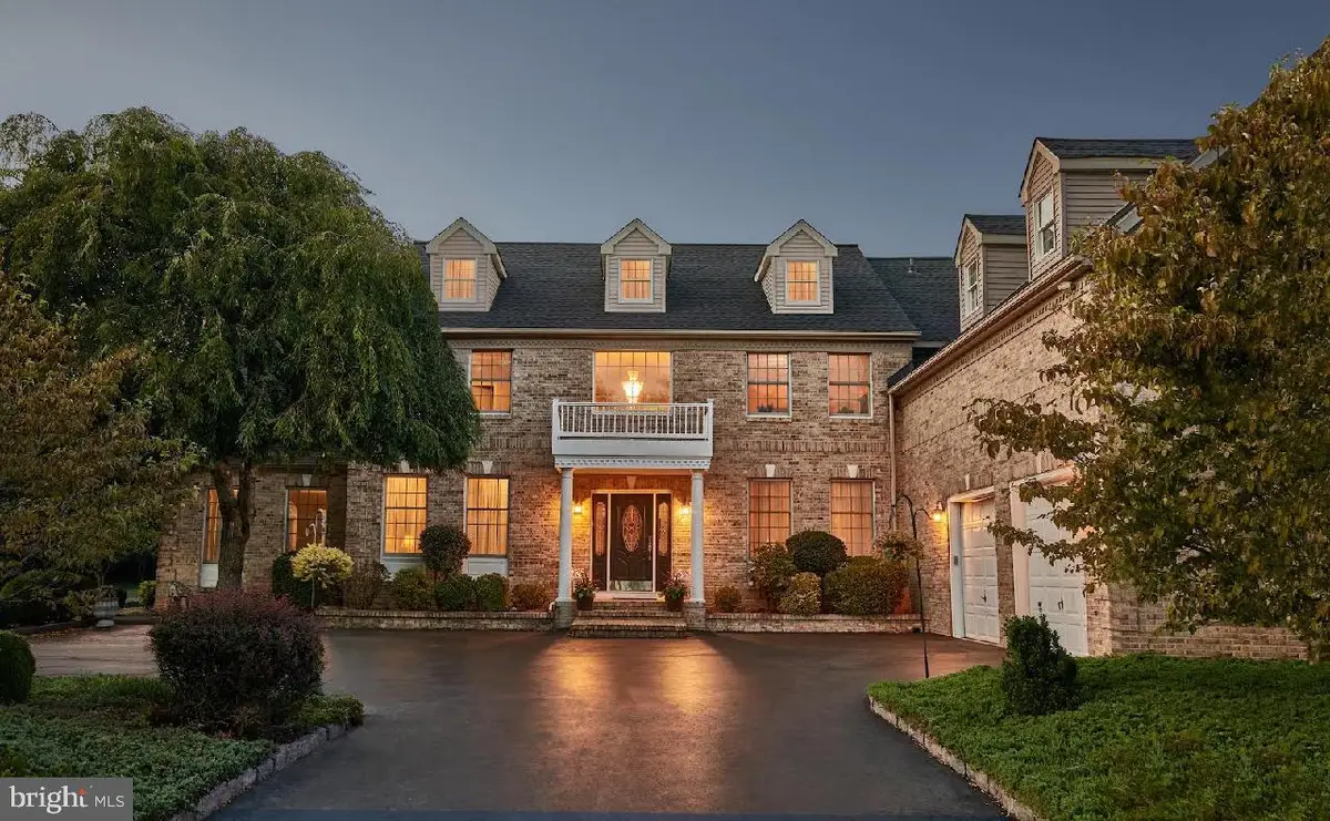 8 Carney Way, Hamilton, NJ 08620 - #1