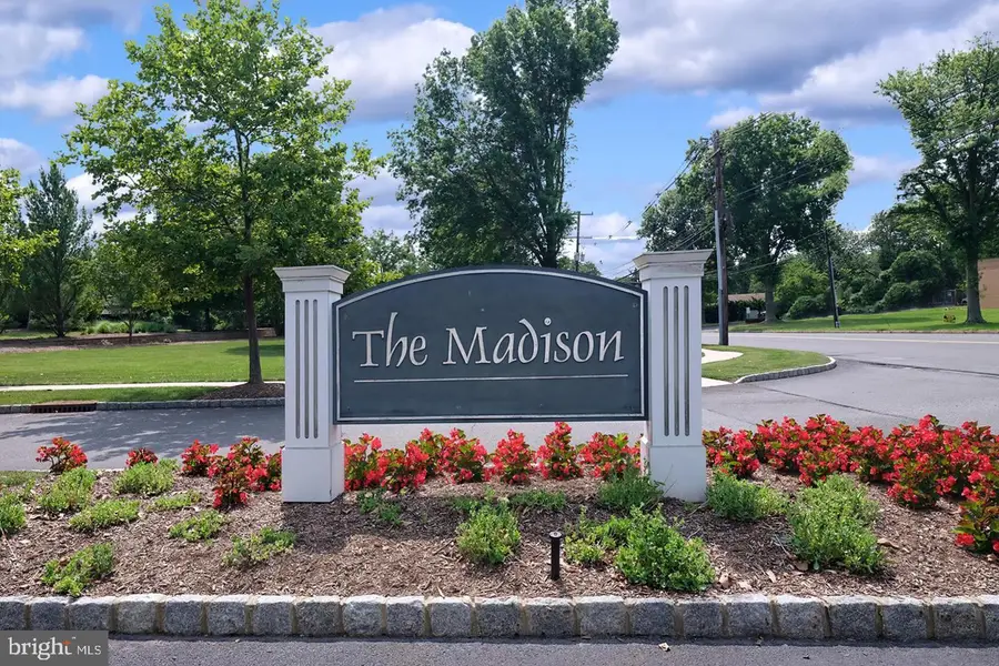 321 Masterson Ct, Ewing, NJ 08618 - #3