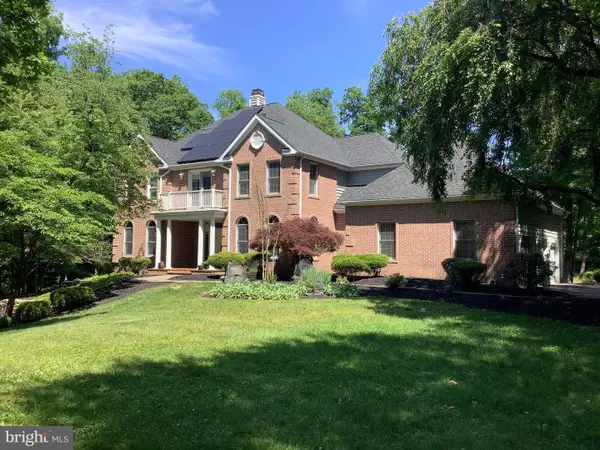 4 Pond View Ln, TITUSVILLE, NJ 08560