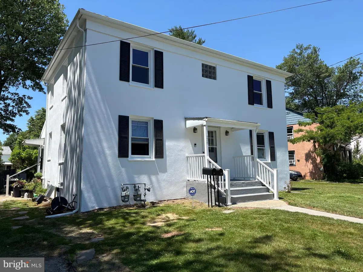 526 Pingree Ave, Trenton, NJ 08618 - #1