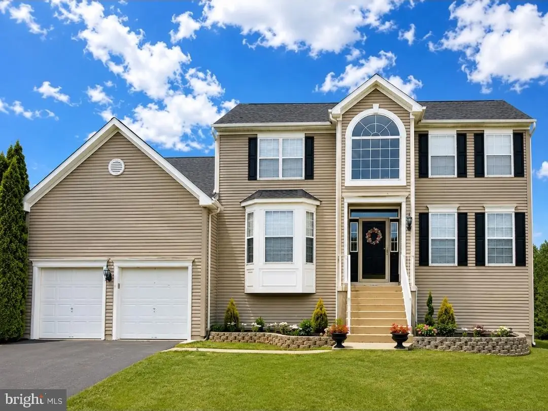 27 Queensboro Ter, Hightstown, NJ 08520 - #1