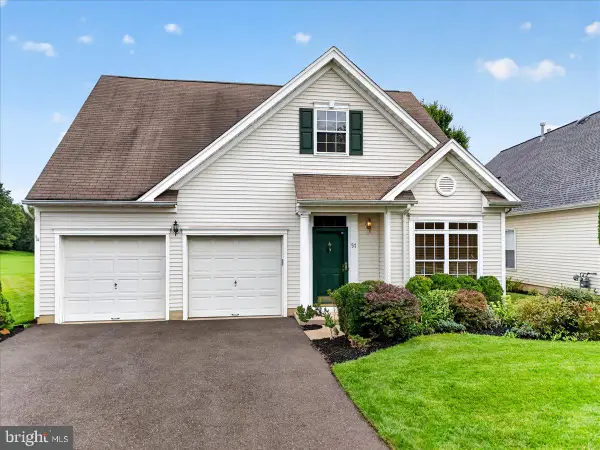 51 Coneflower La, WEST WINDSOR, NJ 08550
