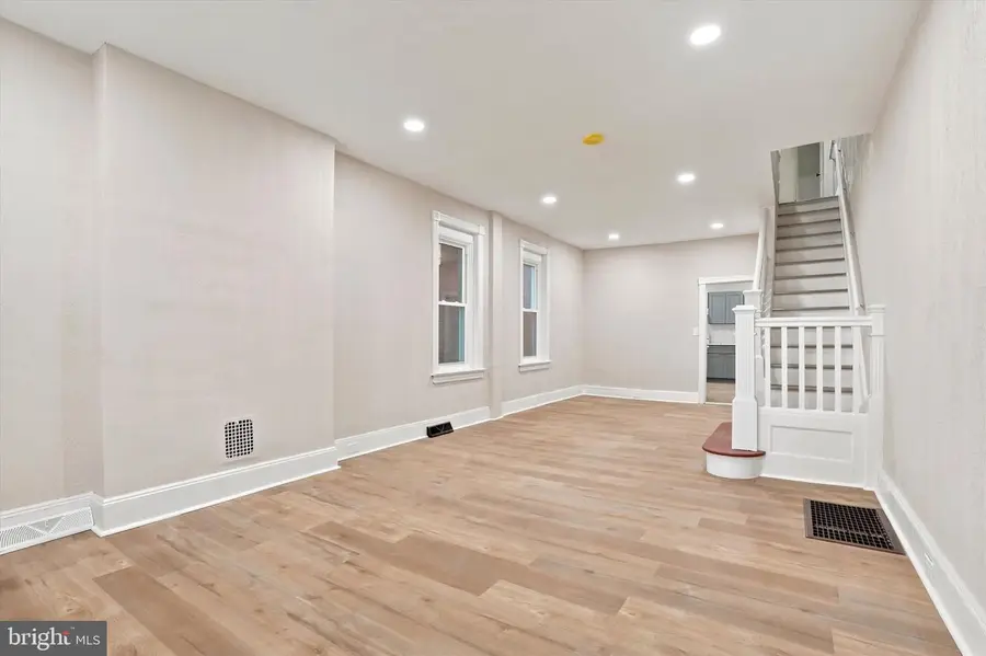 43 Wayne Ave, Trenton, NJ 08618 - #3