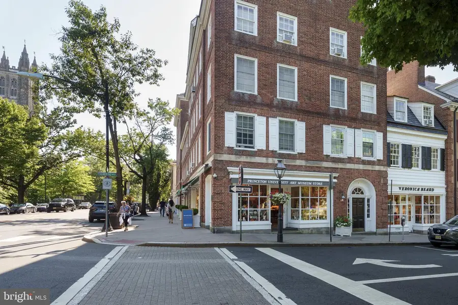 3 Palmer Sq W #d, Princeton, NJ 08542 - #2