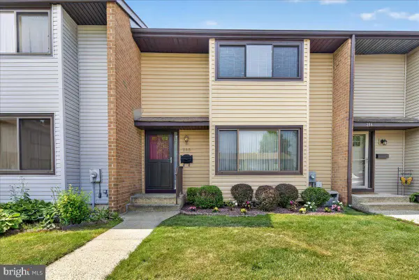 255 Probasco Rd, EAST WINDSOR, NJ 08520