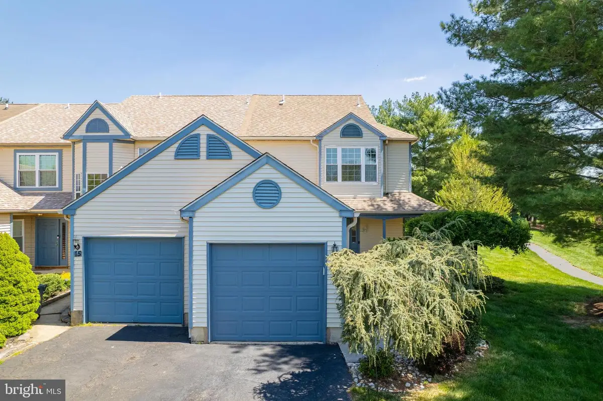 17 Fern Ct, Hamilton, NJ 08690 - #1