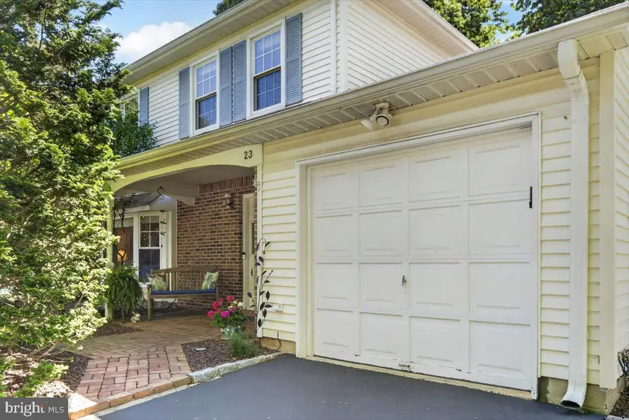 23 Albert E Bonacci Dr, Hamilton, NJ 08690 - #2
