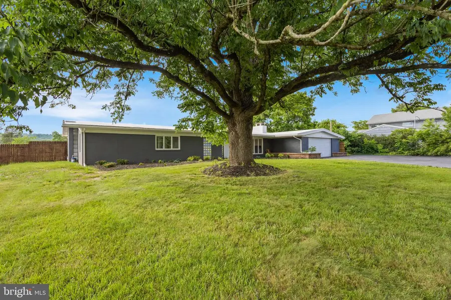 98 Church Rd, Titusville, NJ 08560 - #3
