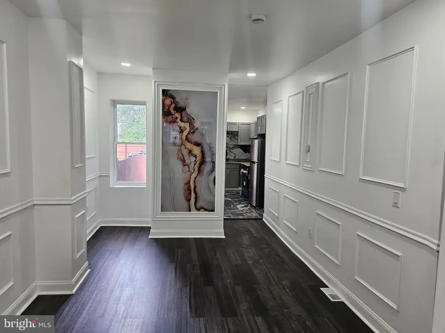 33 Chambers St, Trenton, NJ 08609 - #3