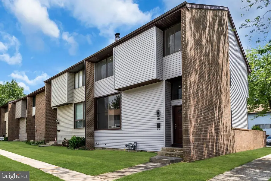 171 Hollingston Pl, East Windsor, NJ 08520 - #2