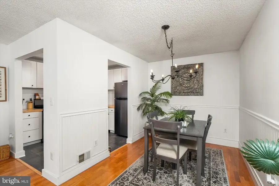 201 Moore Ct, Pennington, NJ 08534 - #2
