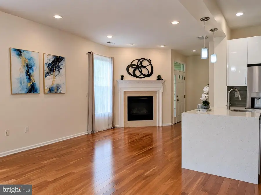 11 Miller Cir, Pennington, NJ 08534 - #3