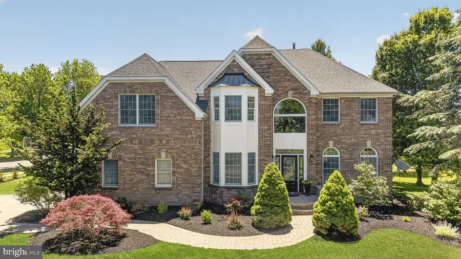 103 S Longfellow Dr, Princeton Junction, NJ 08550 - #3