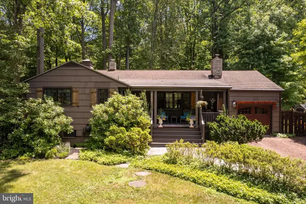 221 Pleasant Valley Rd, TITUSVILLE, NJ 08560