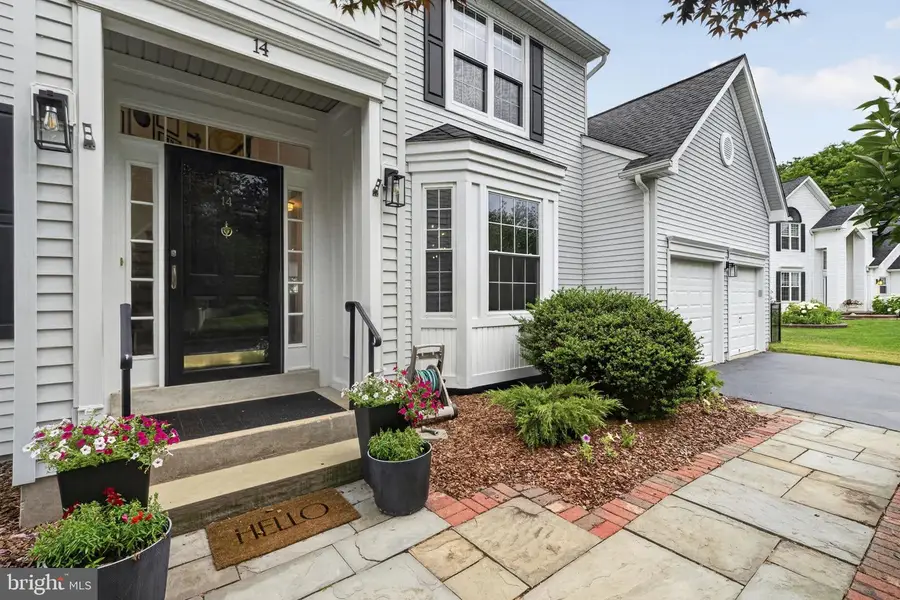 14 Stonehedge Dr, East Windsor, NJ 08520 - #3