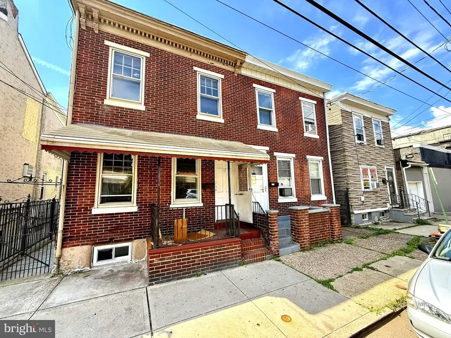 111 Mott St, Trenton, NJ 08611 - #2