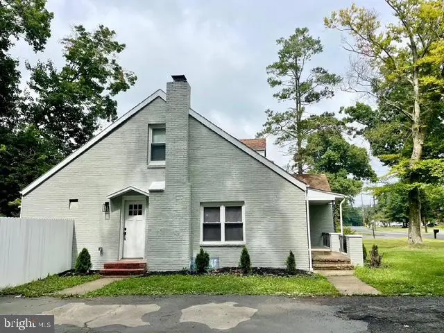 378 Eggerts Crossing Rd, Ewing, NJ 08638 - #2