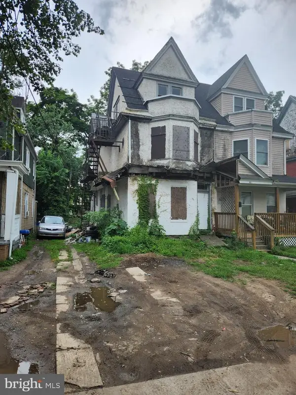 823 Carteret Ave, TRENTON, NJ 08618